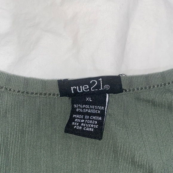 RUE21 Olive Notch Neck Crop Top - Picture 5 of 5